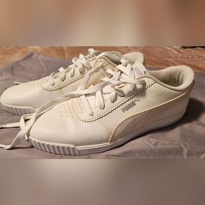 Puma Women's Soft Foam Cream Sneakers Size 10
